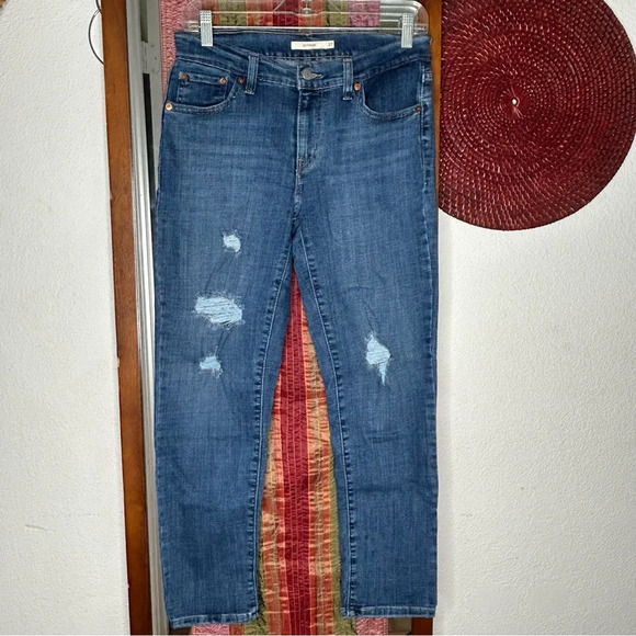 Levi’s Boyfriend Destruction Tapered Leg Ankle Jeans size 27 - Picture 2 of 6